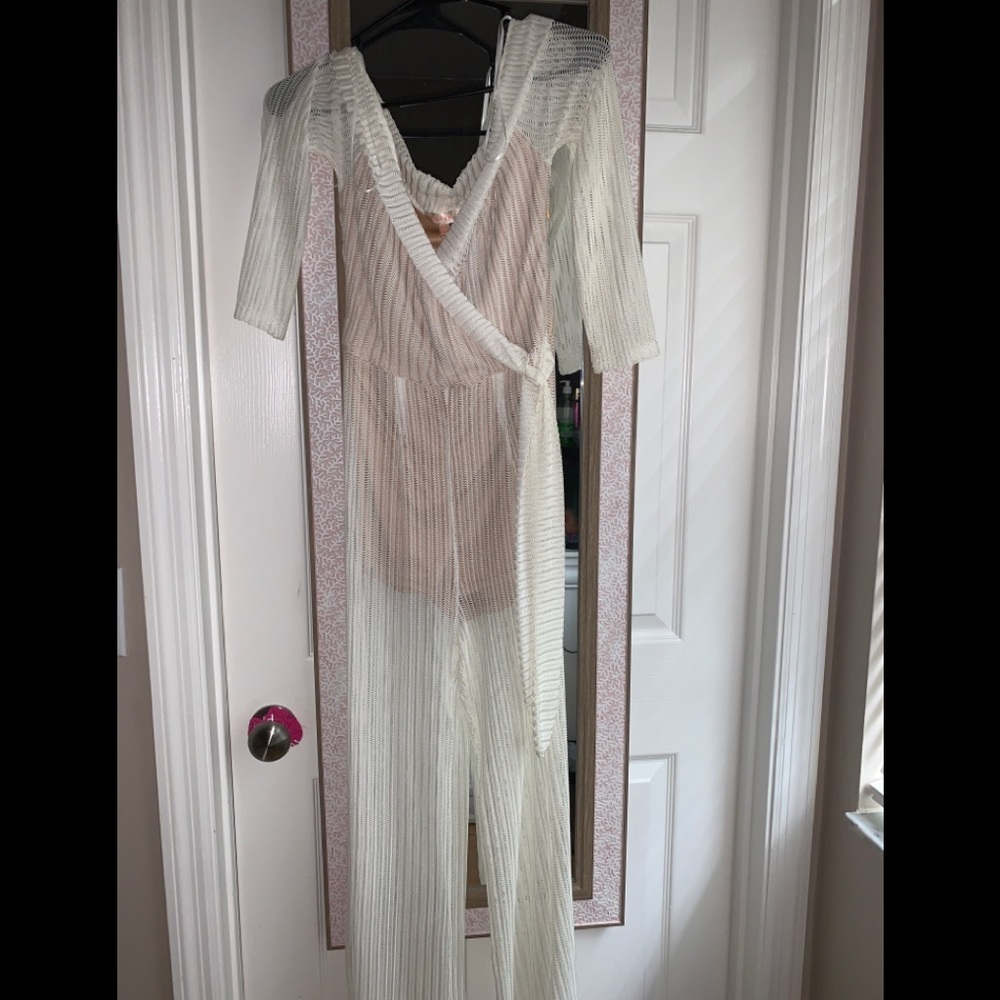 White pants/Jumper!